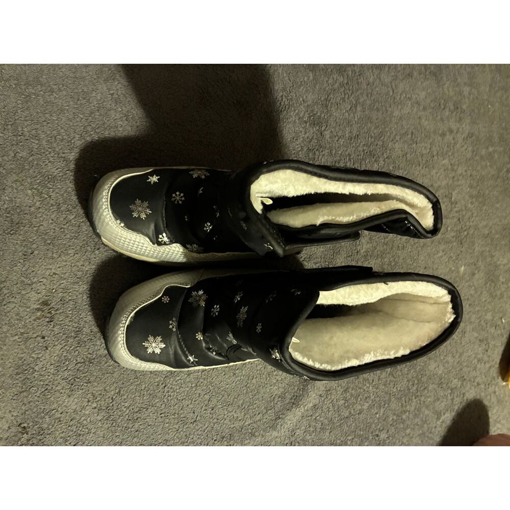 COGA Boots Girls 34 Black Silver Snowflake Winter Insulated Fleece Lined Warm